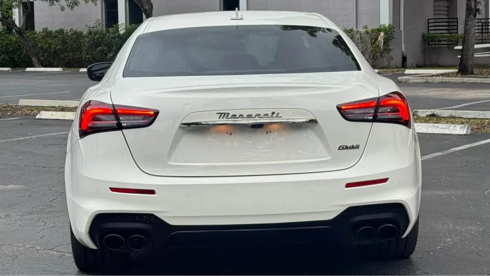 2022 Maserati Ghibli 3rd Gen - Image 7 of 18