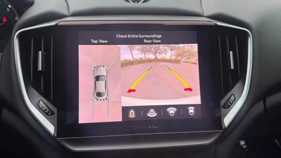 2022 Maserati Ghibli 3rd Gen - Image 15 of 18