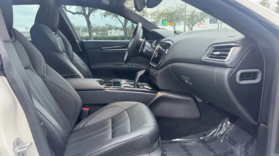 2022 Maserati Ghibli 3rd Gen - Image 10 of 18