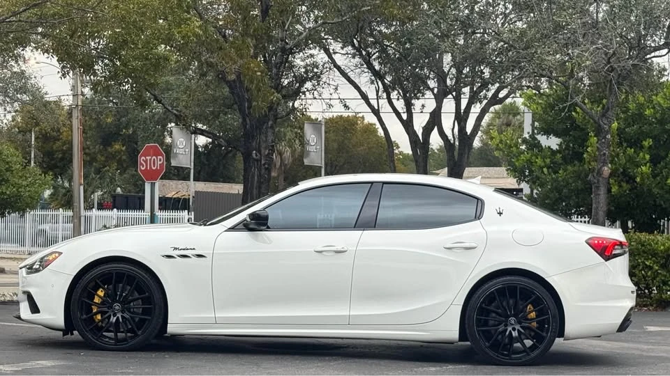2022 Maserati Ghibli 3rd Gen - Image 2 of 18