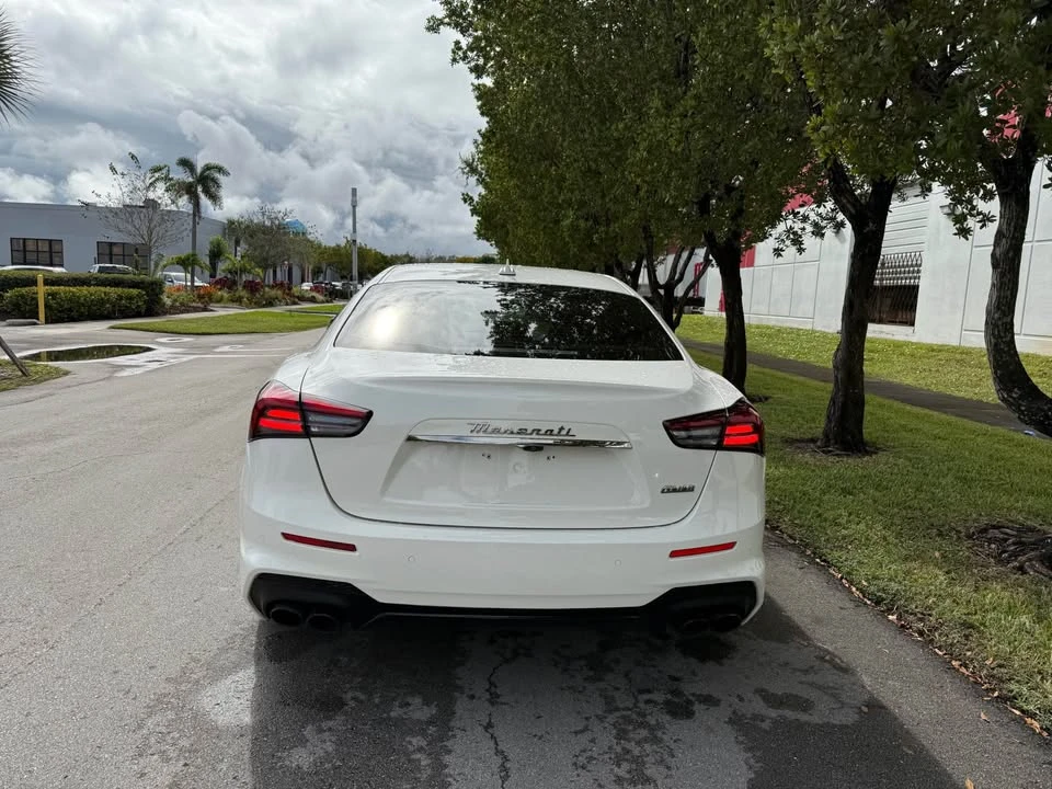 2022 Maserati Ghibli 3rd Gen - Image 5 of 17