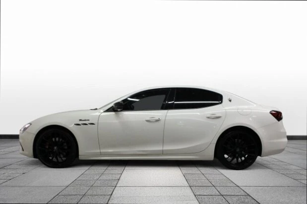 2022 Maserati Ghibli 3rd Gen - Image 4 of 20