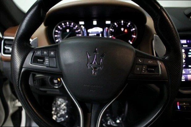 2022 Maserati Ghibli 3rd Gen - Image 10 of 20
