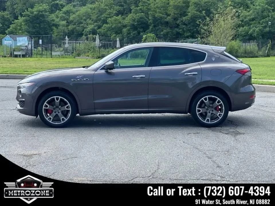 2022 Maserati Levante - Image 4 of 20