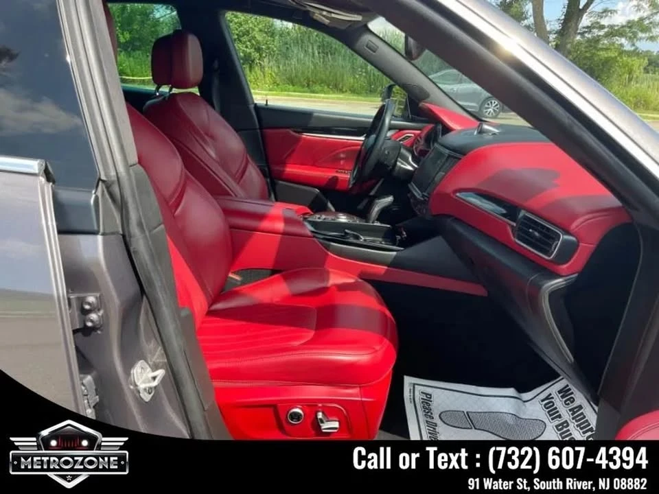 2022 Maserati Levante - Image 17 of 20