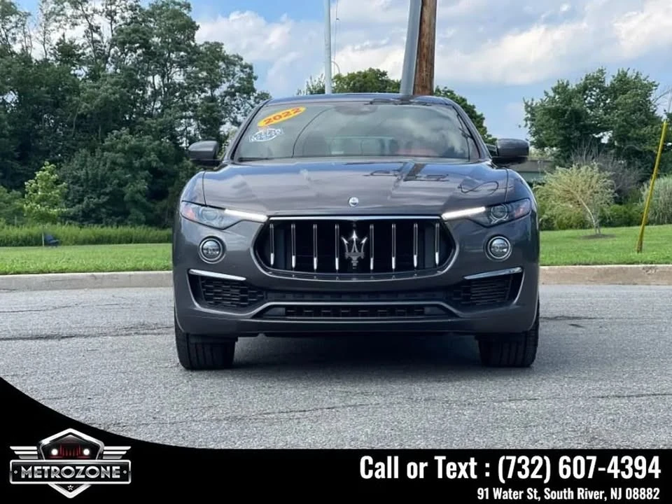 2022 Maserati Levante - Image 13 of 20