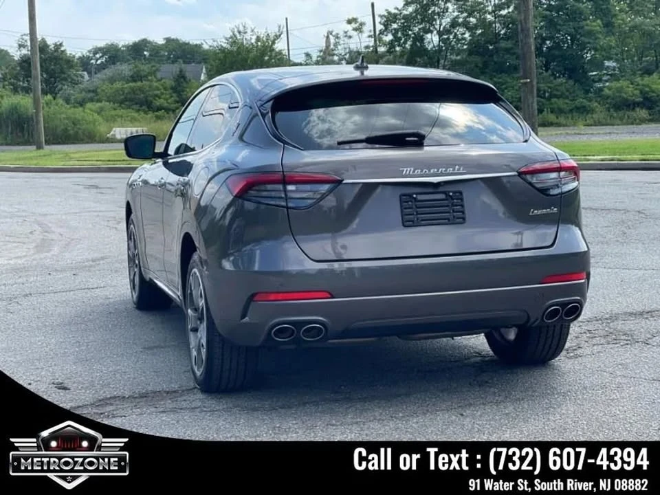 2022 Maserati Levante - Image 6 of 20