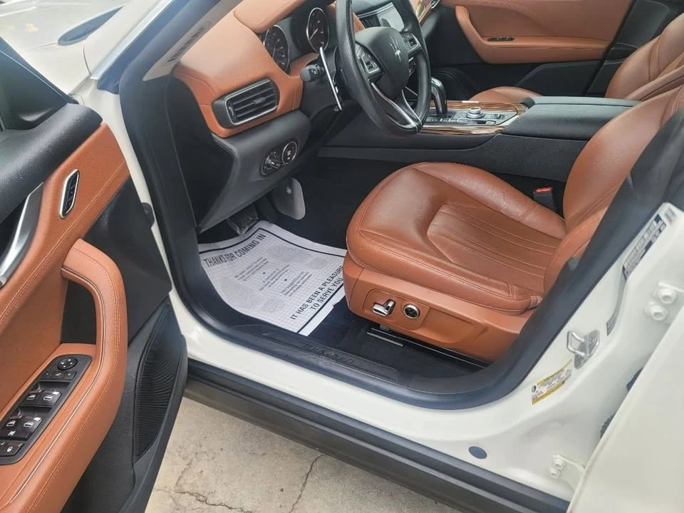 2022 Maserati Levante - Image 18 of 19