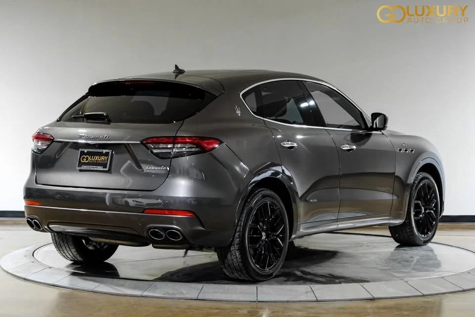 2022 Maserati Levante - Image 10 of 19