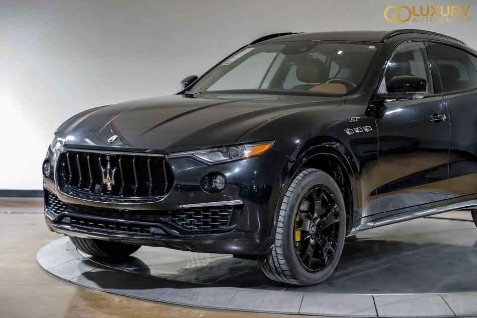 2022 Maserati Levante - Image 8 of 18