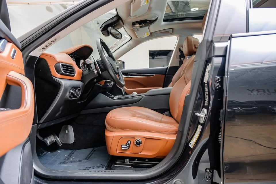2022 Maserati Levante - Image 3 of 18