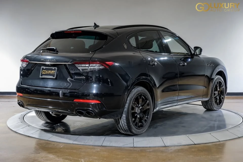 2022 Maserati Levante - Image 12 of 19