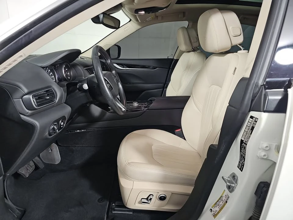 2022 Maserati Levante - Image 4 of 8