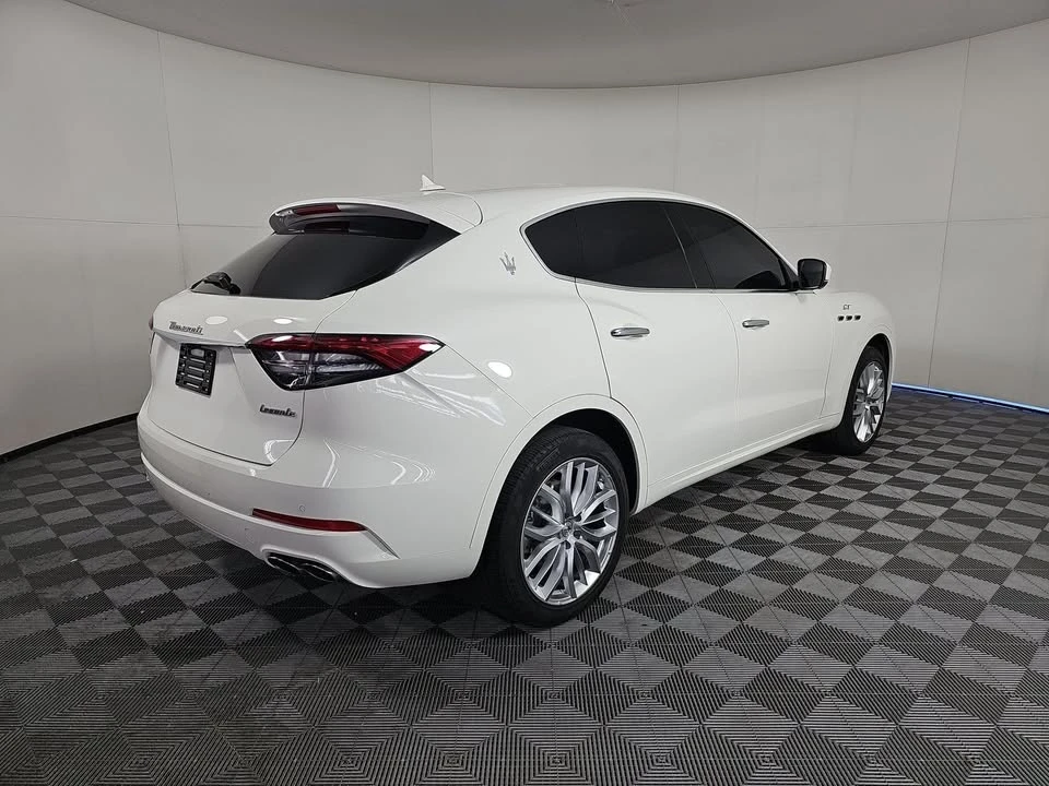 2022 Maserati Levante - Image 8 of 8