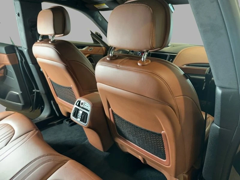 2022 Maserati Levante - Image 16 of 18