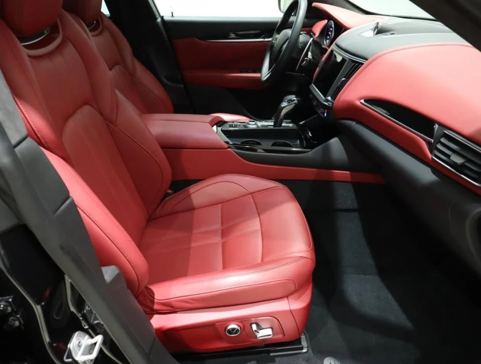 2022 Maserati Levante - Image 16 of 20
