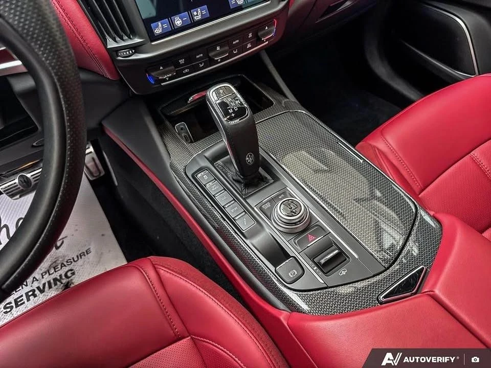 2022 Maserati Levante - Image 13 of 20