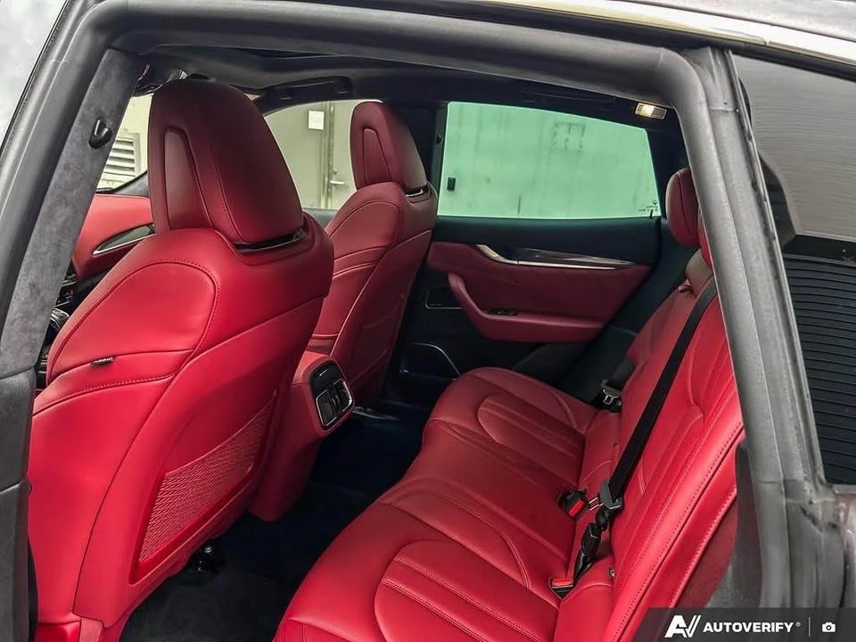 2022 Maserati Levante - Image 9 of 20