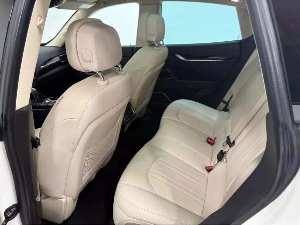 2022 Maserati Levante - Image 16 of 20