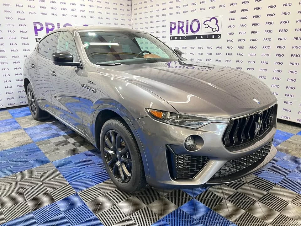 2022 Maserati Levante - Image 3 of 10