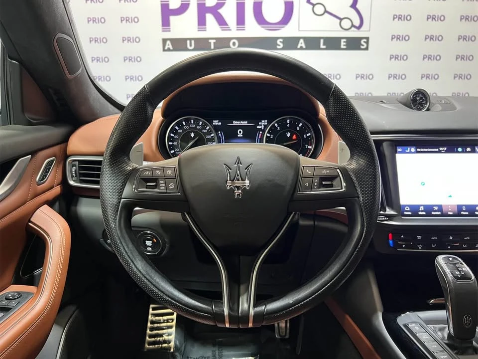 2022 Maserati Levante - Image 9 of 10