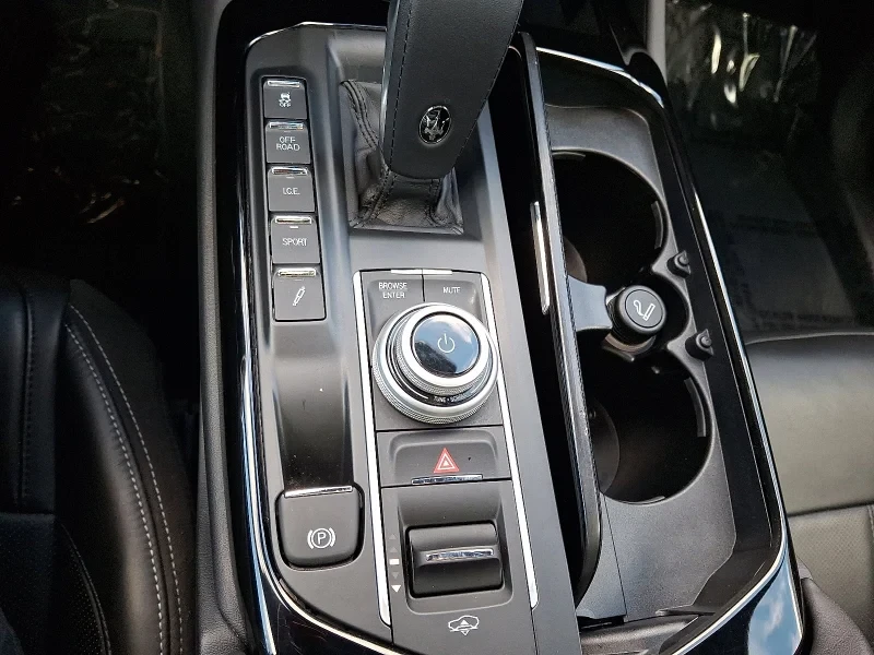 2022 Maserati Levante - Image 12 of 12