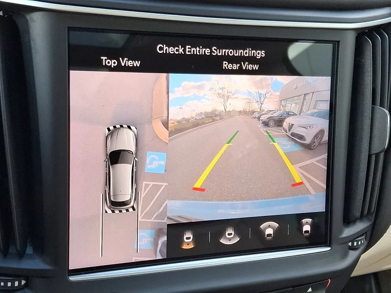 2022 Maserati Levante - Image 10 of 12