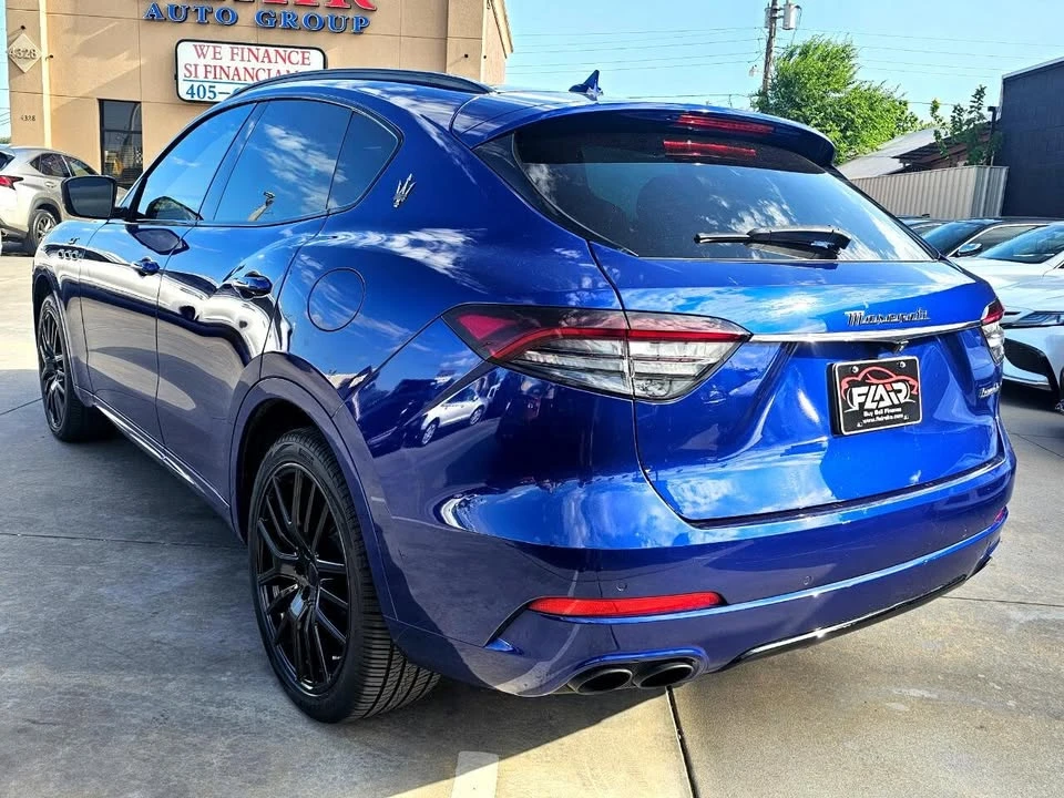 2022 Maserati Levante - Image 4 of 20