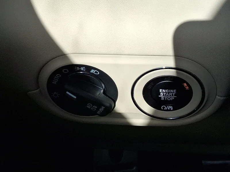 2022 Maserati Levante - Image 12 of 12