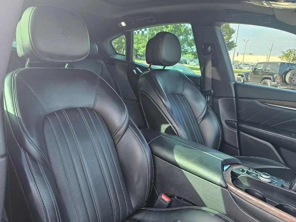 2022 Maserati Levante - Image 9 of 20