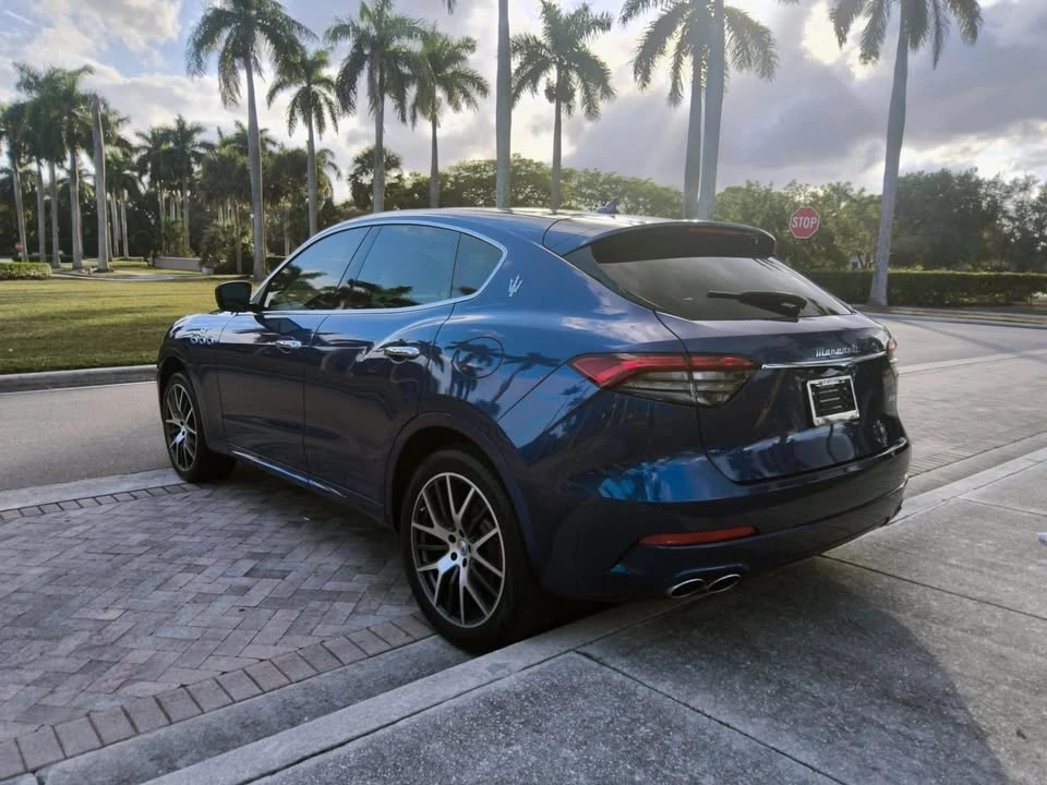 2022 Maserati Levante - Image 12 of 20
