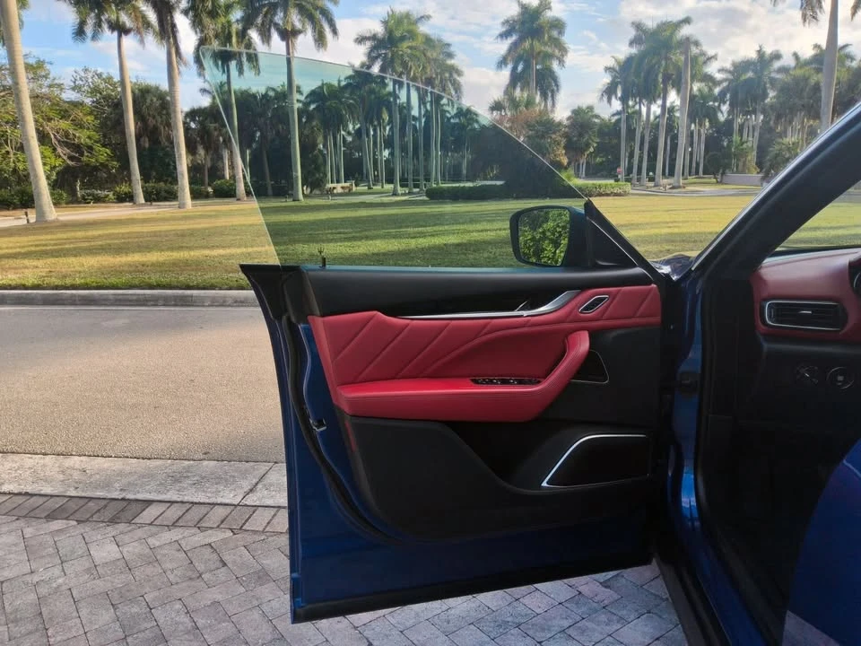 2022 Maserati Levante - Image 16 of 20