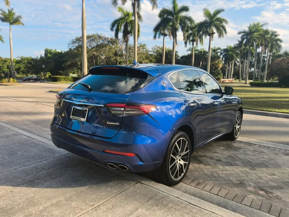 2022 Maserati Levante - Image 14 of 20