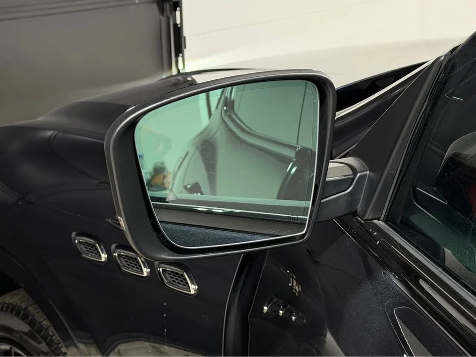 2022 Maserati Levante - Image 17 of 20