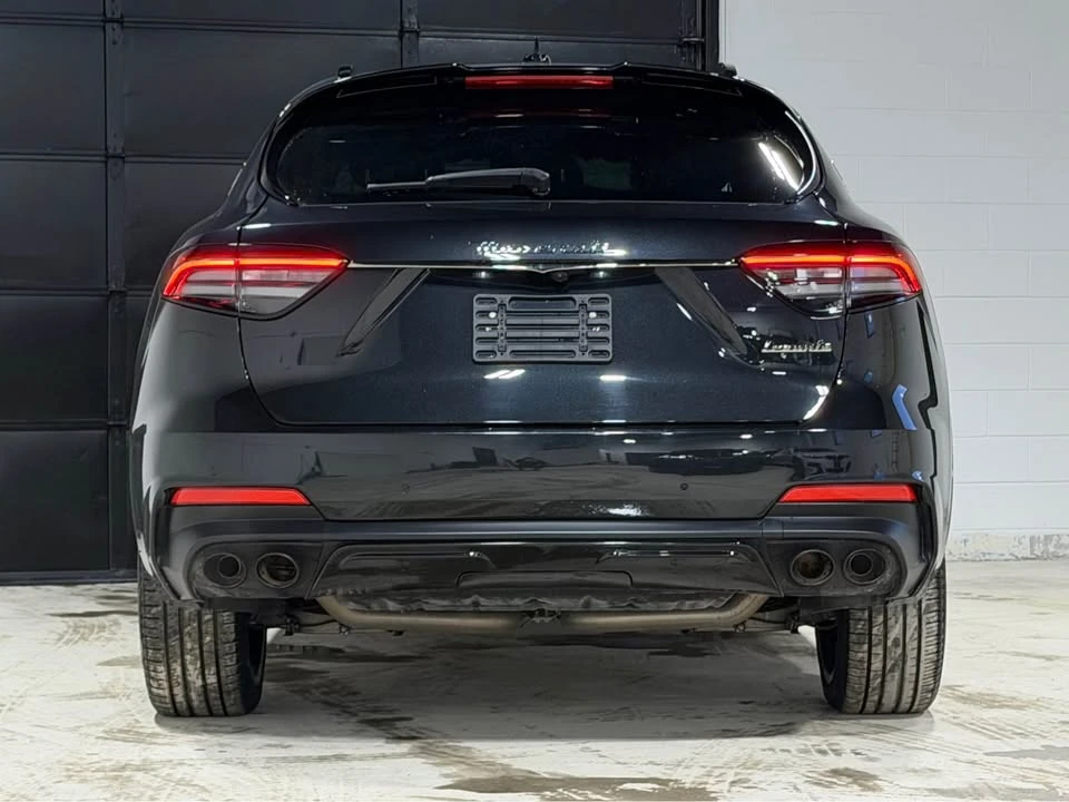 2022 Maserati Levante - Image 4 of 20