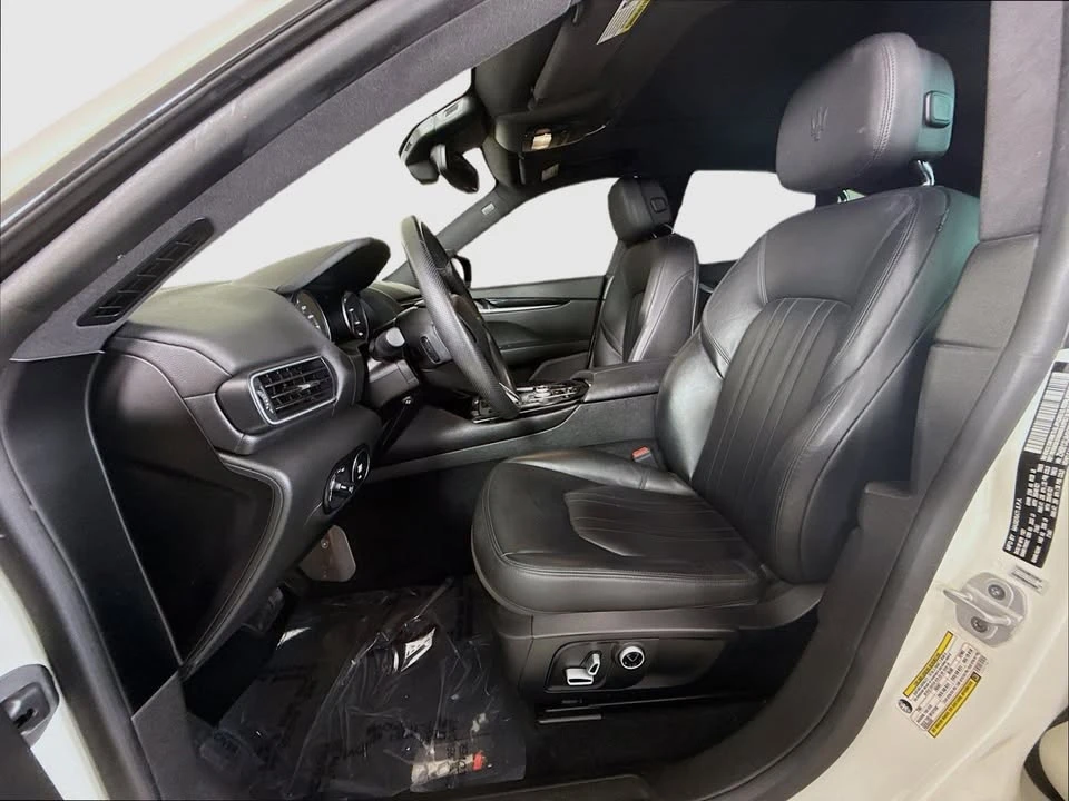 2022 Maserati Levante - Image 15 of 19