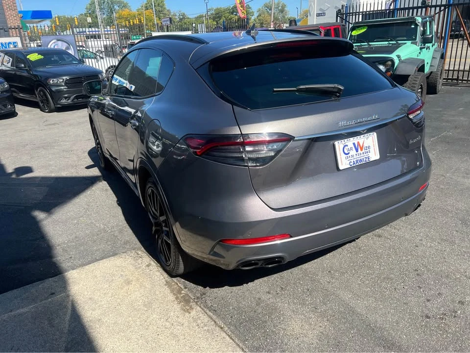 2022 Maserati Levante - Image 4 of 20