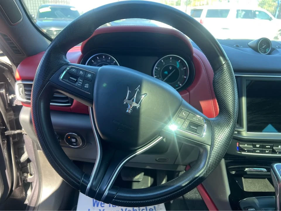 2022 Maserati Levante - Image 14 of 20