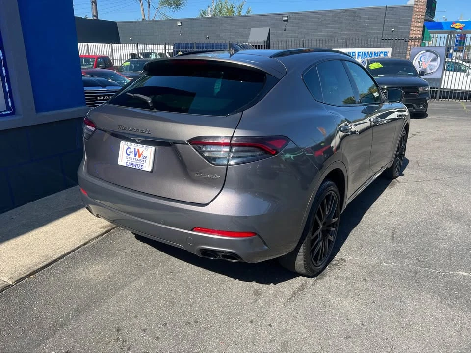 2022 Maserati Levante - Image 6 of 20