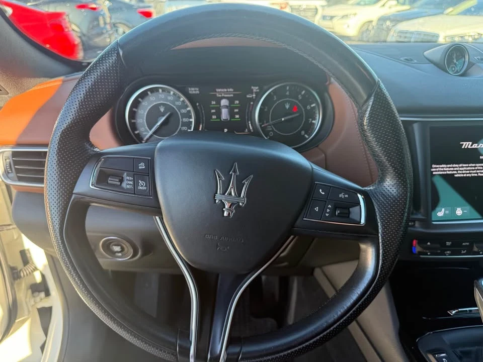 2022 Maserati Levante - Image 19 of 20