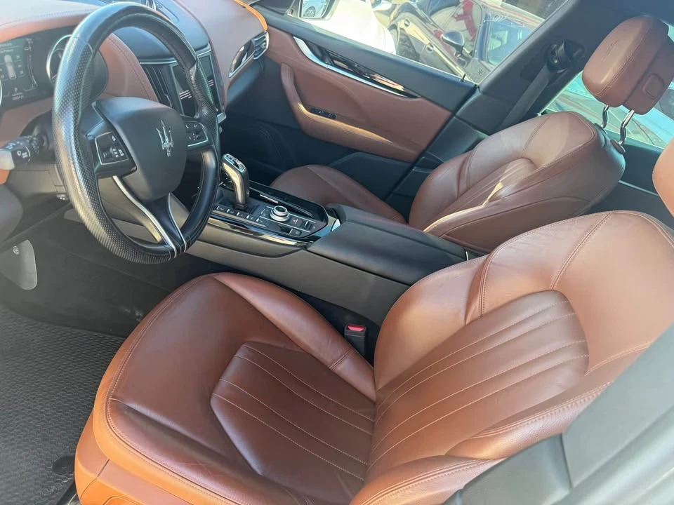 2022 Maserati Levante - Image 18 of 20