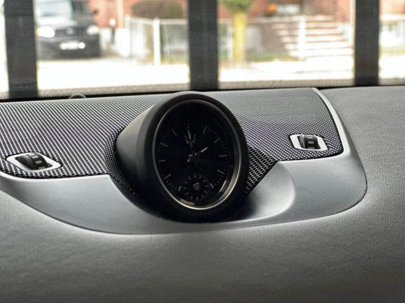2022 Maserati Levante - Image 14 of 20