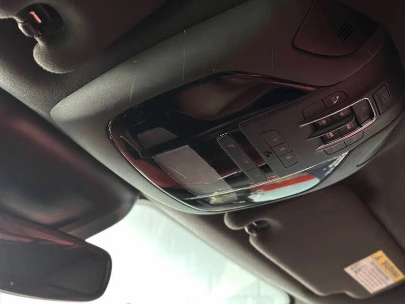 2022 Maserati Levante - Image 13 of 20