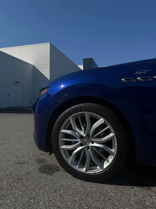 2022 Maserati Levante - Image 7 of 11