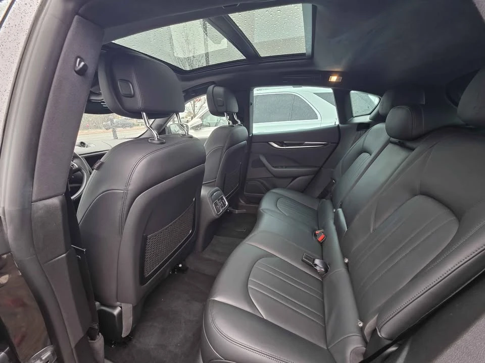 2022 Maserati Levante - Image 5 of 12