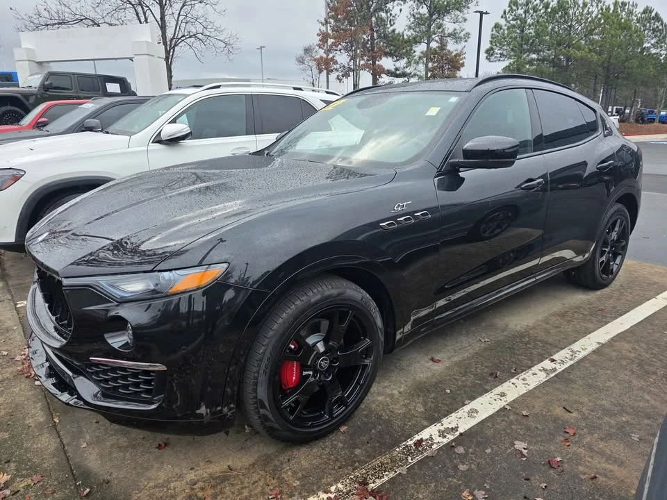 2022 Maserati Levante - Image 7 of 12