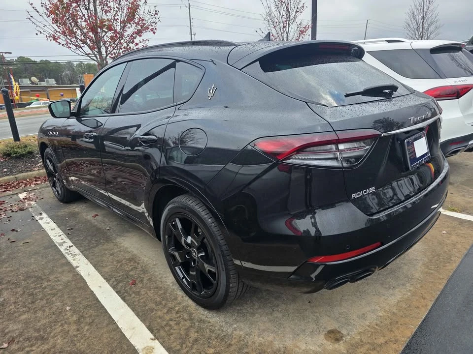 2022 Maserati Levante - Image 12 of 12