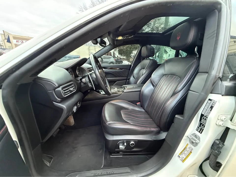 2022 Maserati Levante - Image 10 of 11