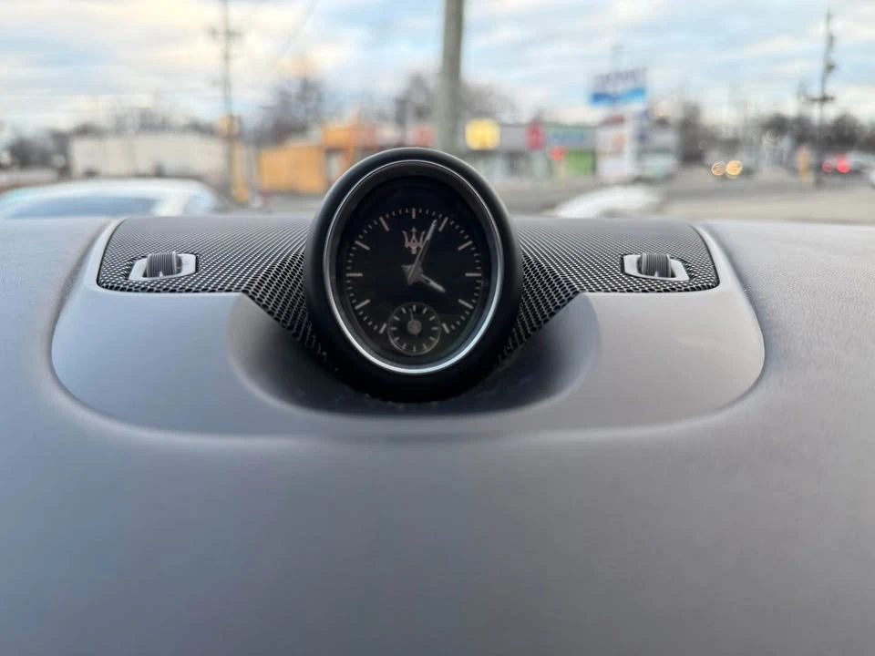 2022 Maserati Levante - Image 7 of 11
