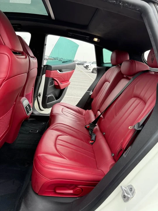 2022 Maserati Levante GTS - Image 12 of 13